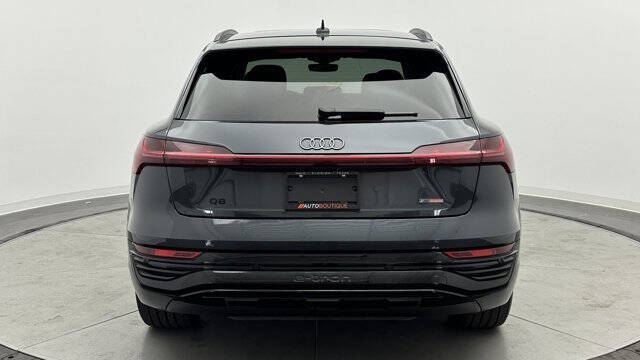 2024 Audi Q8 e-tron quattro Premium Plus