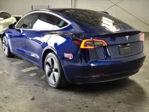 2020 Tesla Model 3 Standard Range Plus