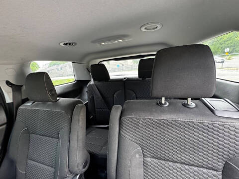 2017 GMC Acadia SLE-2
