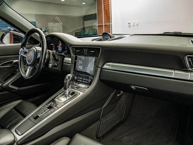 2017 Porsche 911 Carrera S