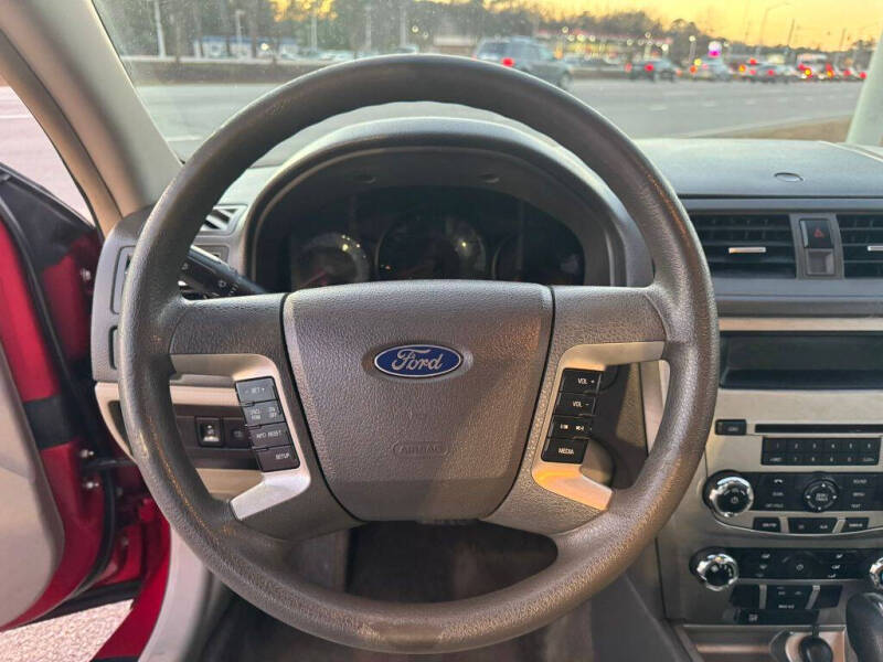 2012 Ford Fusion SE
