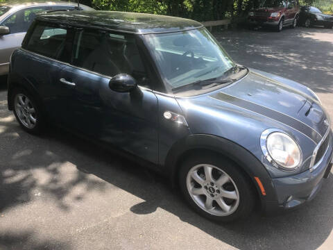 2010 MINI Cooper for sale at BORGES AUTO CENTER, INC. in Taunton MA