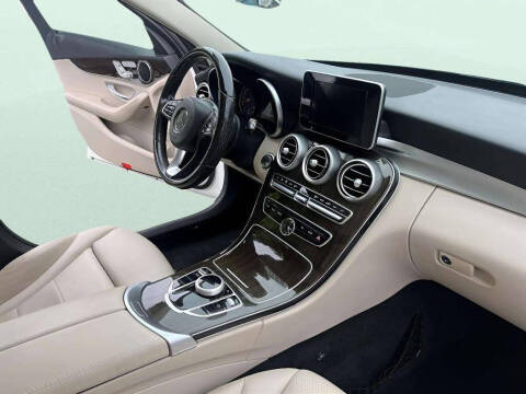 2017 Mercedes-Benz C-Class