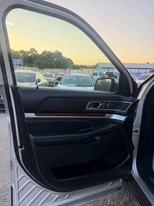 2017 Ford Explorer Limited