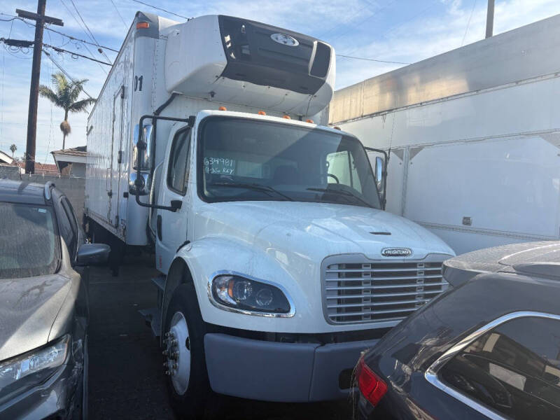 2020 Freightliner M2 106