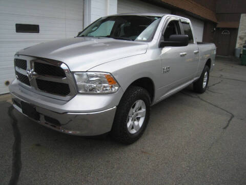 2017 RAM 1500 SLT