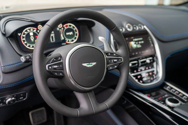 2023 Aston Martin DBX 11