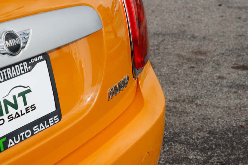 2015 MINI Hardtop 2 Door Cooper
