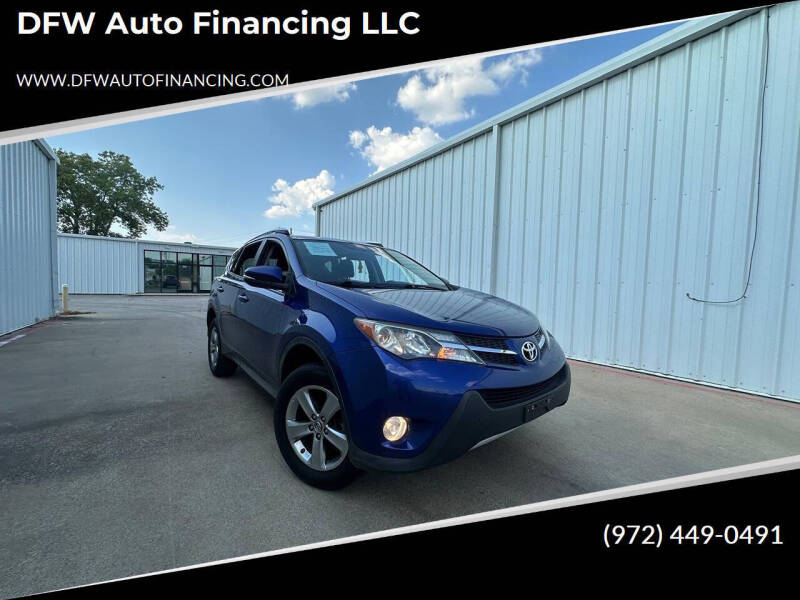 2015 Toyota RAV4 XLE's photo