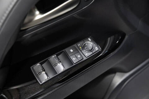 2021 Lexus LX 570 Three-Row