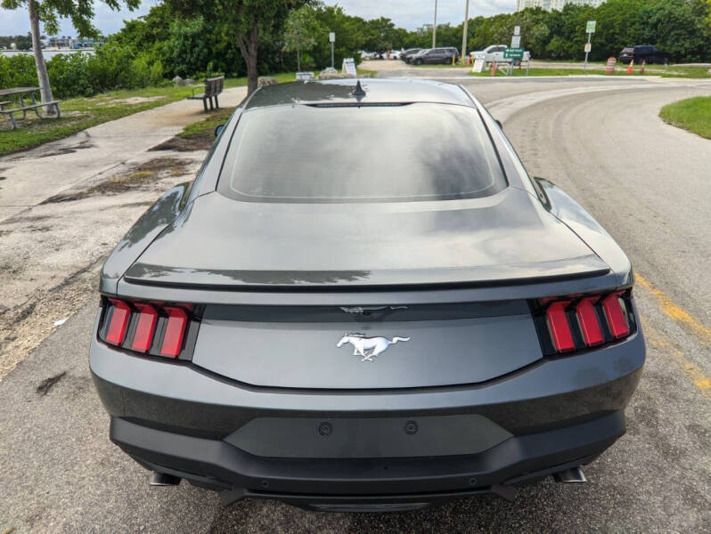 2025 Ford Mustang EcoBoost Premium