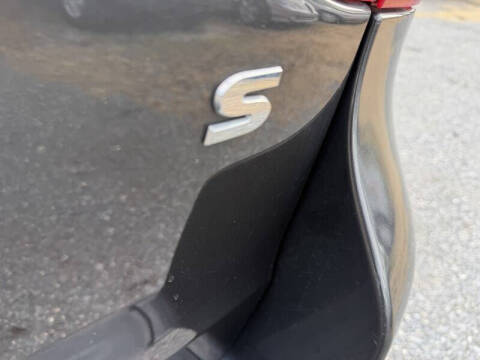 2012 Volkswagen Routan S