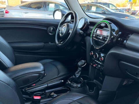 2015 MINI Hardtop 2 Door Cooper