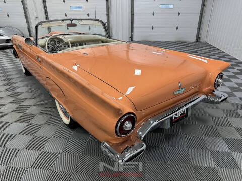 1957 Ford Thunderbird