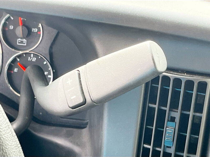 2024 Chevrolet Express 2500