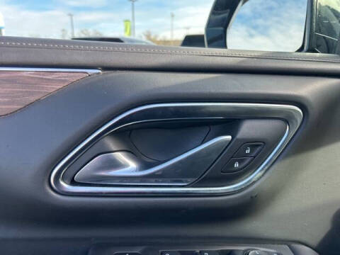 2024 Chevrolet Suburban LT