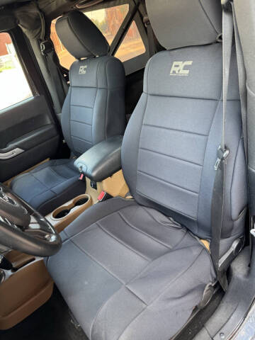 2012 Jeep Wrangler Sahara