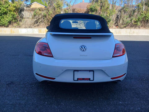 2014 Volkswagen Beetle Convertible R-Line PZEV