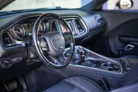 2016 Dodge Challenger SXT