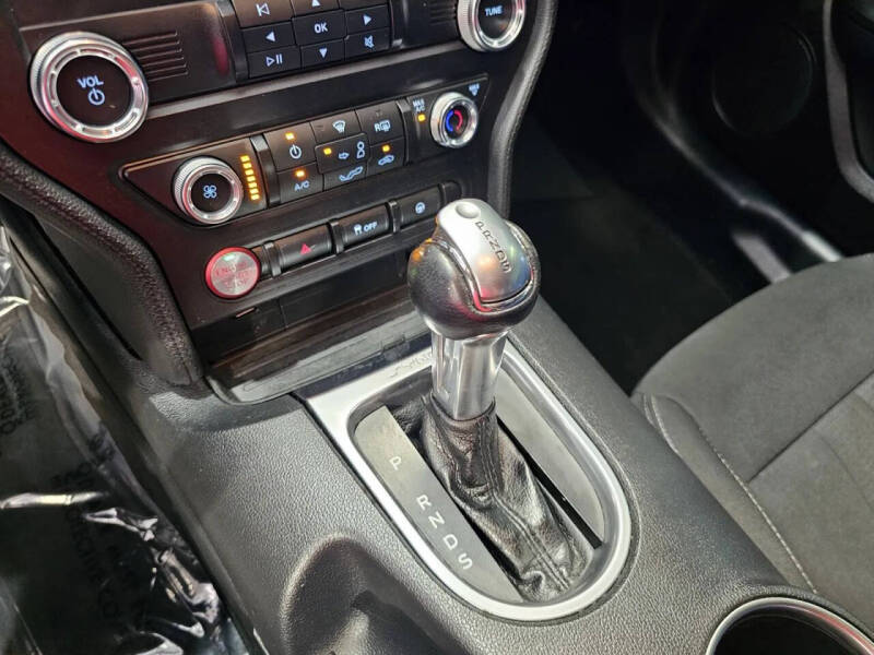 2020 Ford Mustang