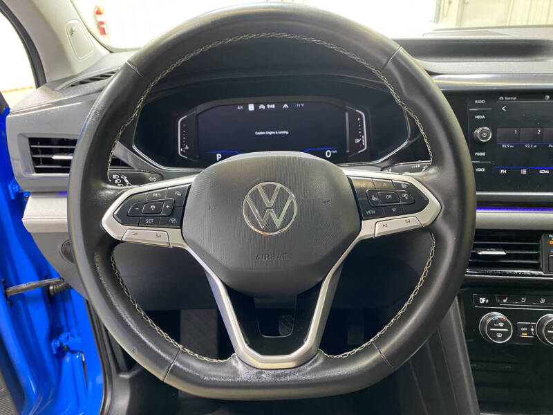 2024 Volkswagen Taos SEL 4Motion