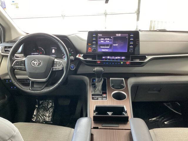 2021 Toyota Sienna