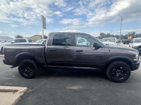 2024 RAM 1500 Classic SLT