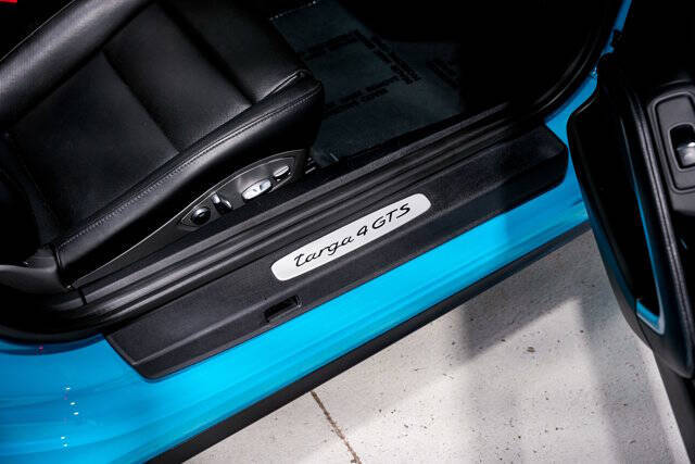 2017 Porsche 911 Targa 4 GTS