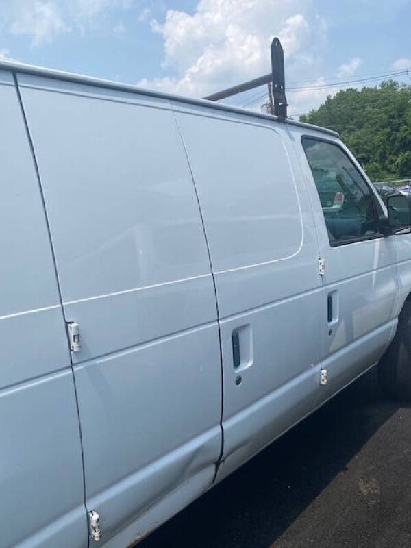 2006 Ford E-Series E-250