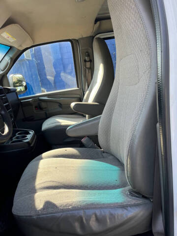 2013 GMC Savana 2500