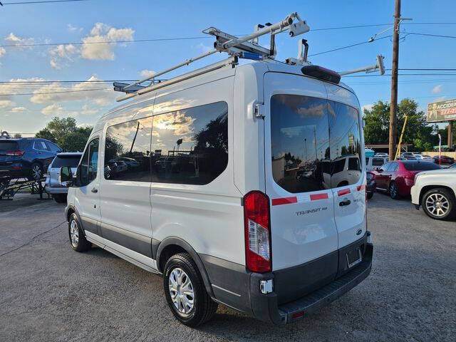 2018 Ford Transit 150 XLT