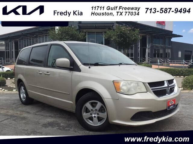 2013 Dodge Grand Caravan for sale at FREDY KIA USED CARS in Houston TX