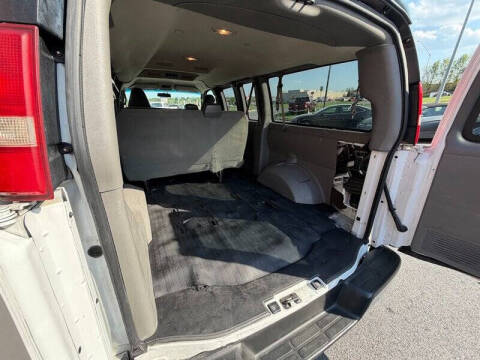 2018 Chevrolet Express LT 2500