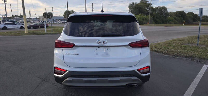 2019 Hyundai Santa Fe SE 2.4L