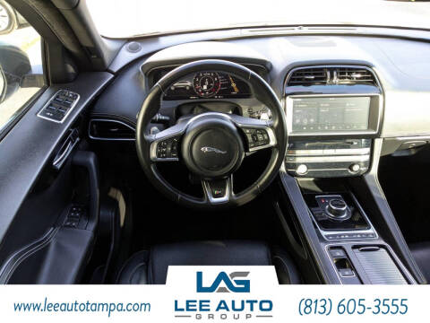 2019 Jaguar F-PACE S