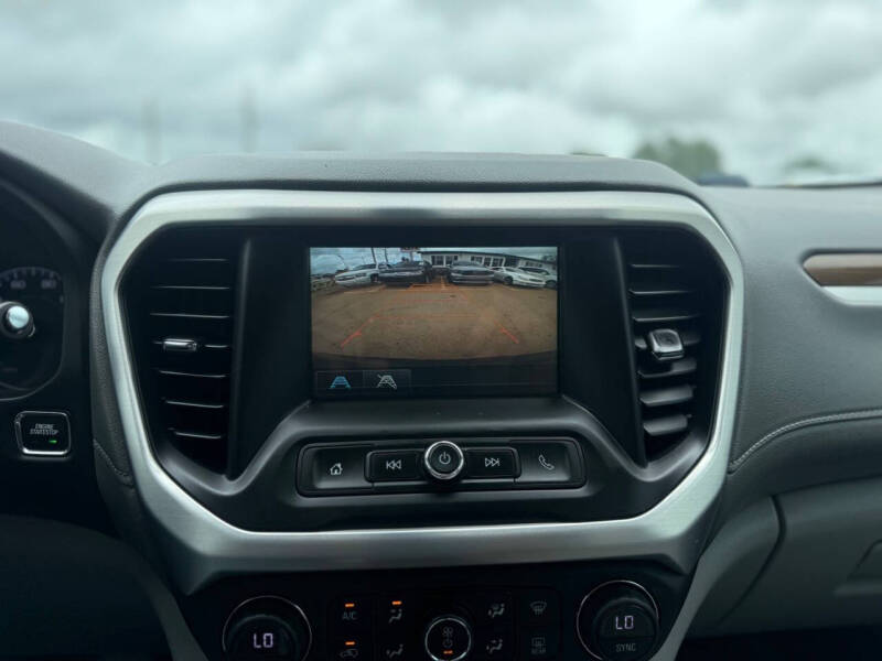 2017 GMC Acadia SLE-1