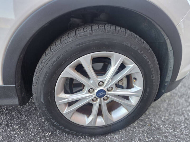 2018 Ford Escape SEL