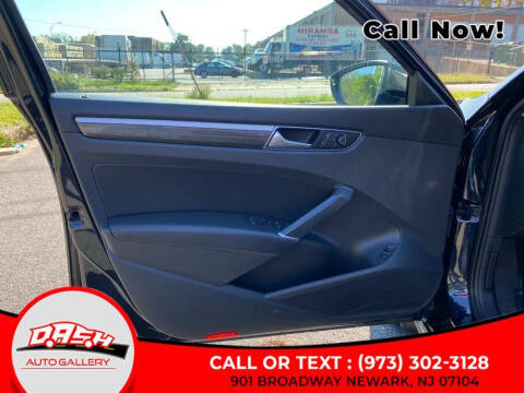 2017 Volkswagen Passat 1.8T SEL Premium