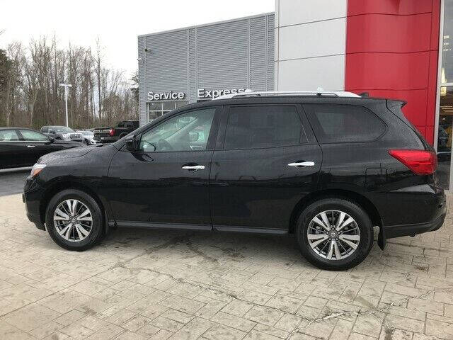 2019 Nissan Pathfinder S