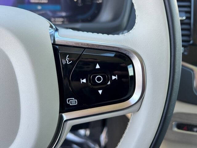2023 Volvo XC90 Recharge T8 Ultimate Bright Theme 6P