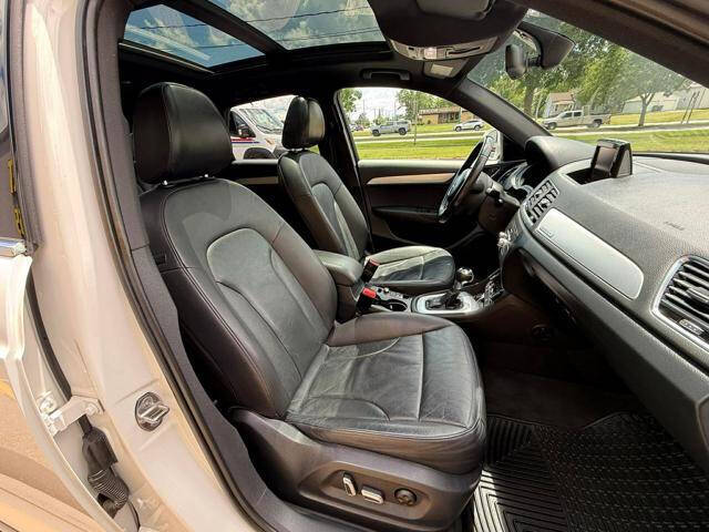 2017 Audi Q3 2.0T quattro Premium Plus