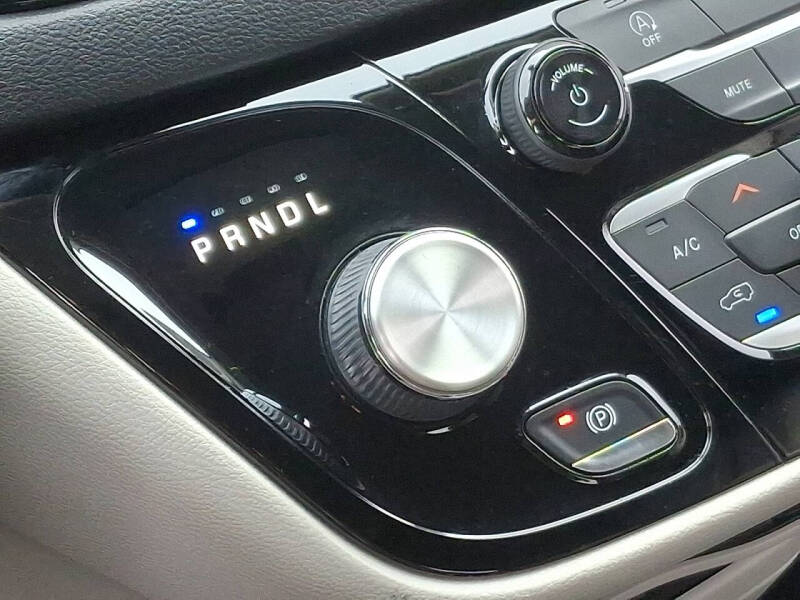 2020 Chrysler Pacifica Touring L Plus