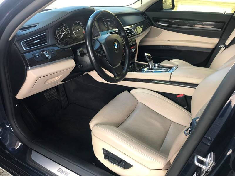 2012 BMW 7 Series 740Li