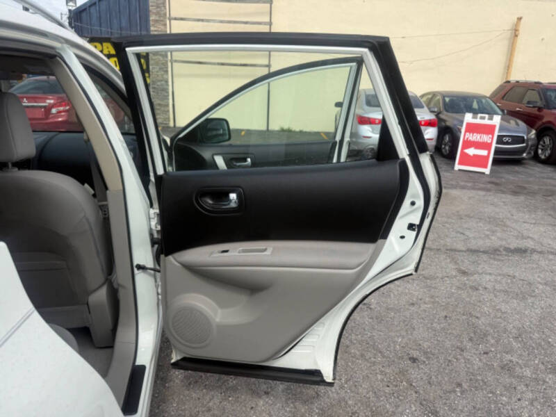 2015 Nissan Rogue Select S