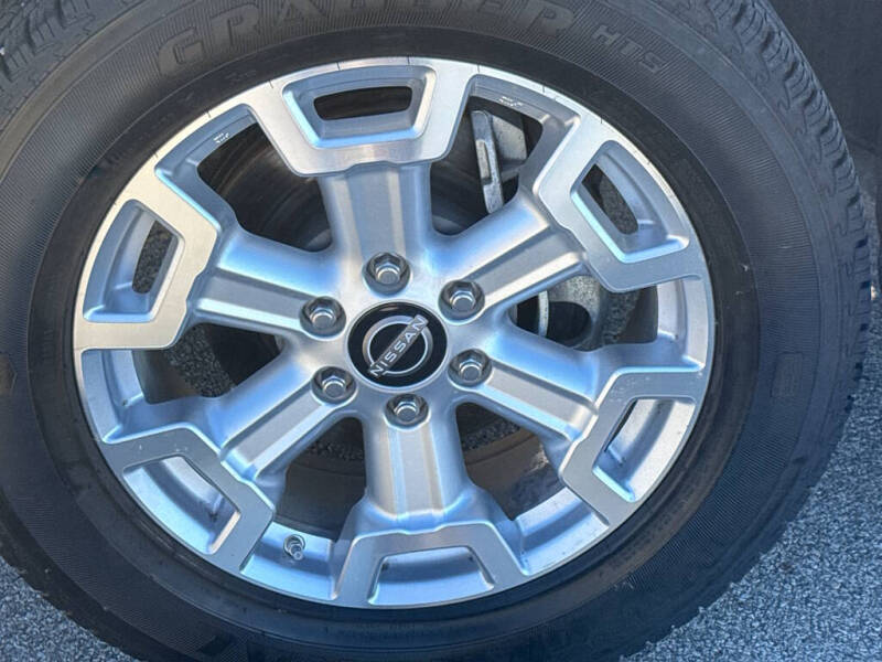 2024 Nissan Titan XD SV