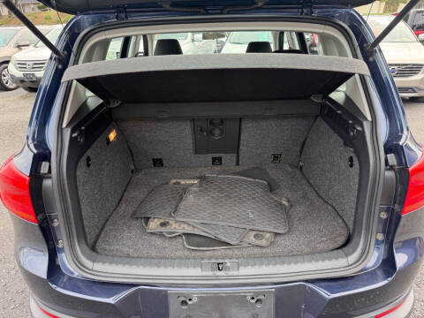 2012 Volkswagen Tiguan SE 4Motion