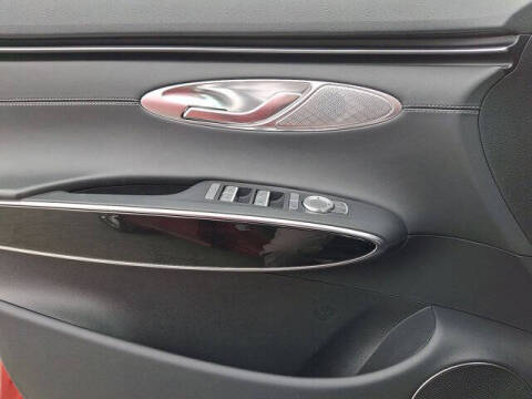 2025 Genesis GV70 2.5T Standard