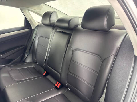 2021 Volkswagen Passat SE