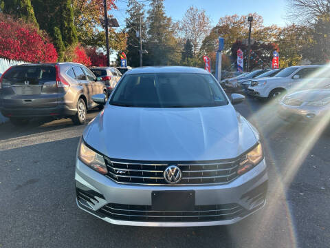 2018 Volkswagen Passat 2.0T R-Line