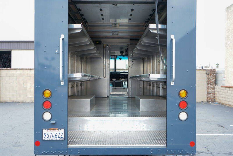 2020 Freightliner MT45 Chassis